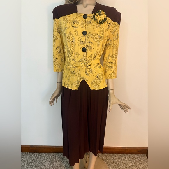 Vintage Dresses & Skirts - Amazing Vintage 1940s Peplum Bombshell Dress VOLUP Sexy 1 OF A KIND